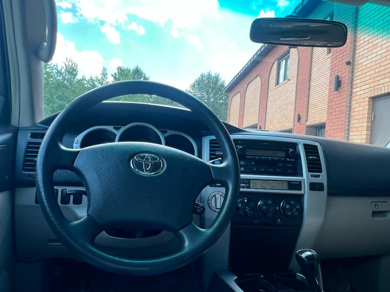 Toyota 4Runner SR5 4WD 2003