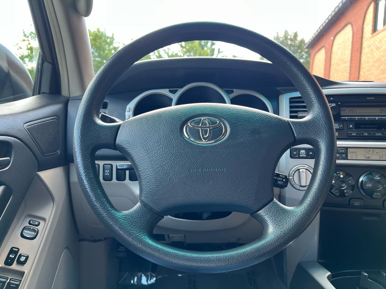 Toyota 4Runner SR5 4WD 2003
