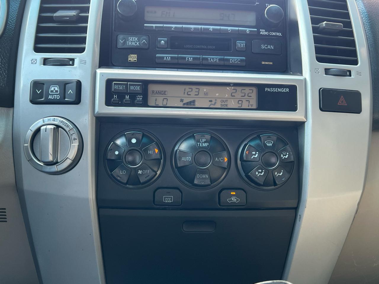 Toyota 4Runner SR5 4WD 2003