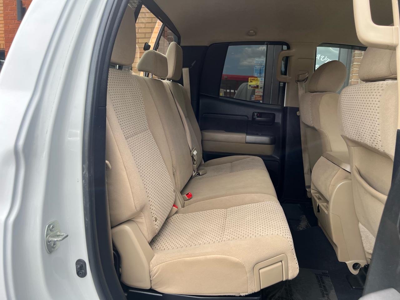Toyota Tundra Tundra-Grade 5.7L Double Cab 4WD 2013