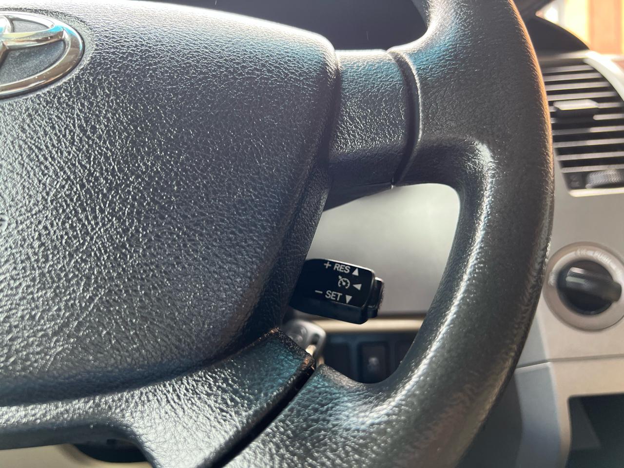Toyota Tundra Tundra-Grade 5.7L Double Cab 4WD 2013