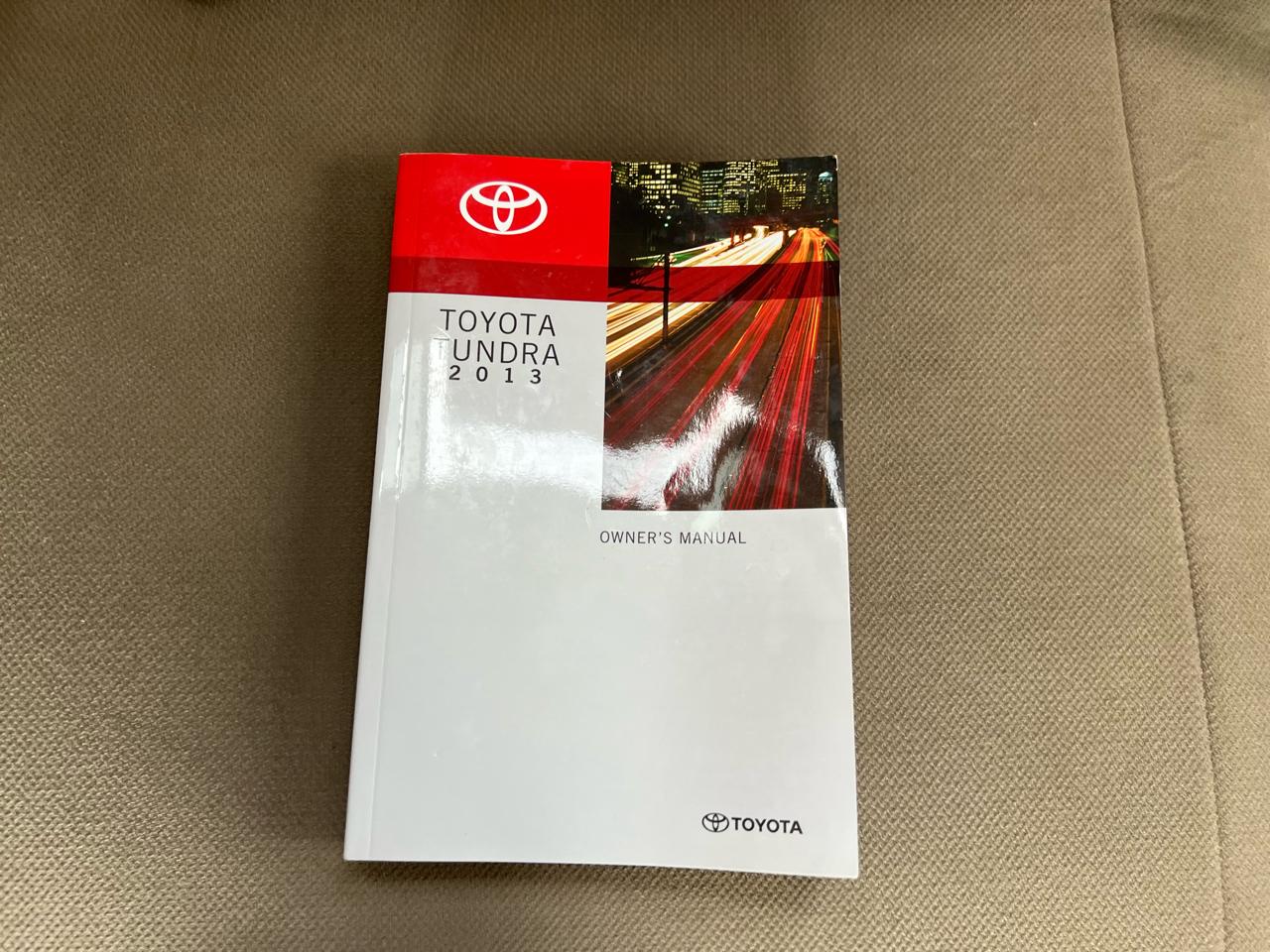 Toyota Tundra Tundra-Grade 5.7L Double Cab 4WD 2013