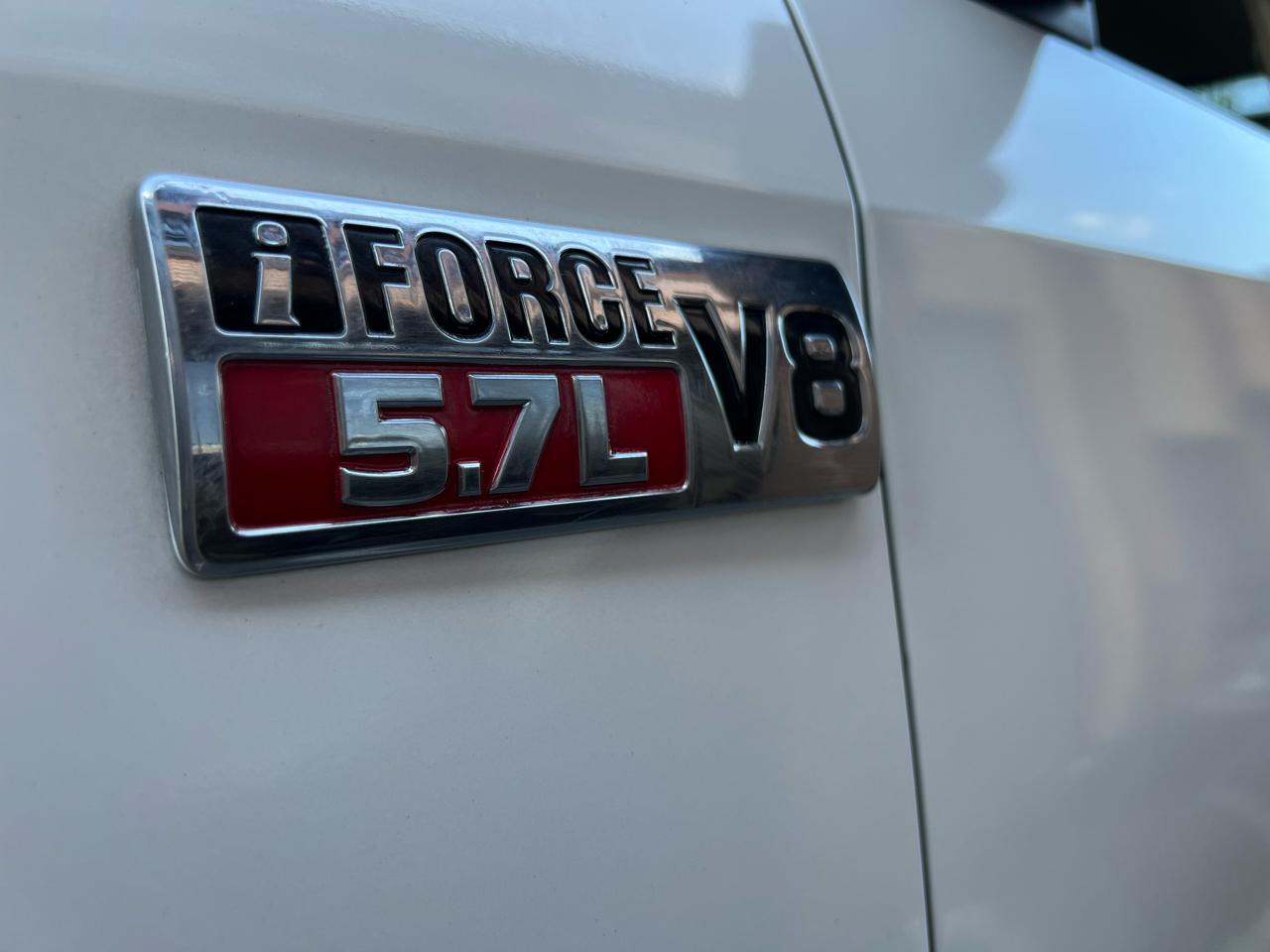 Toyota Tundra Tundra-Grade 5.7L Double Cab 4WD 2013
