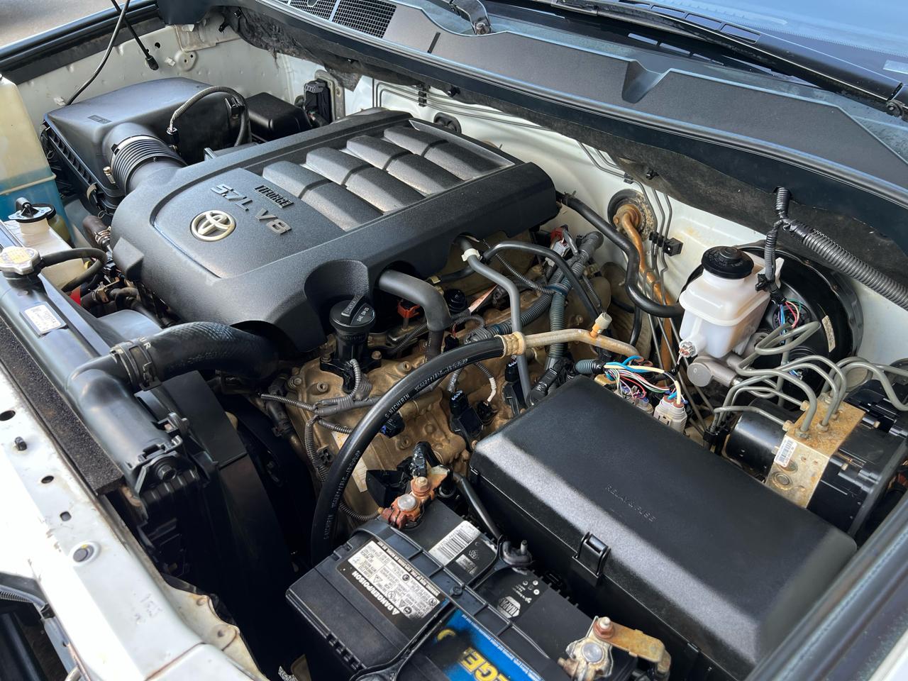 Toyota Tundra Tundra-Grade 5.7L Double Cab 4WD 2013