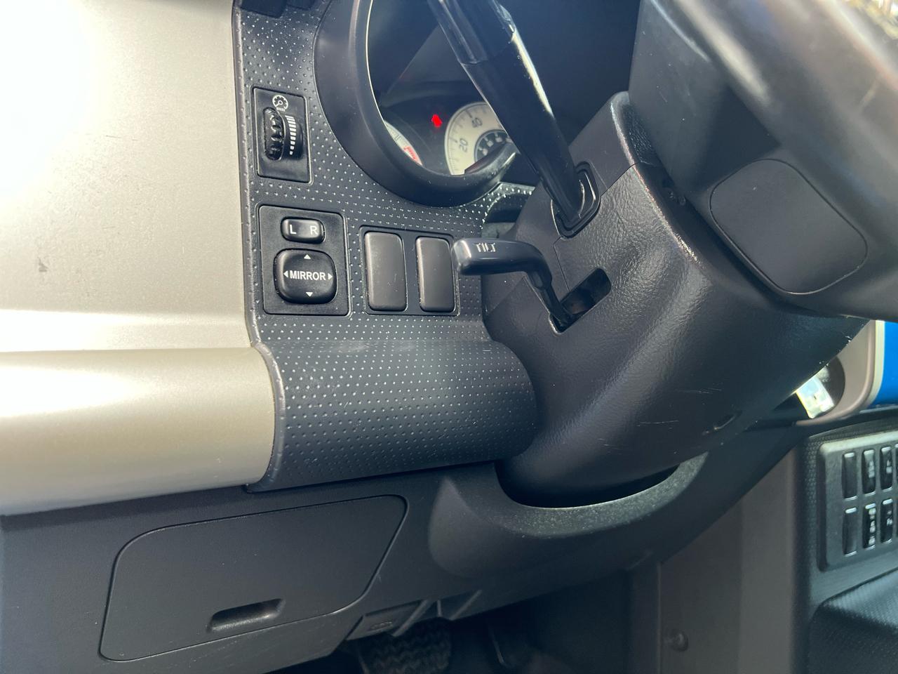 Toyota FJ Cruiser 4WD AT 2007