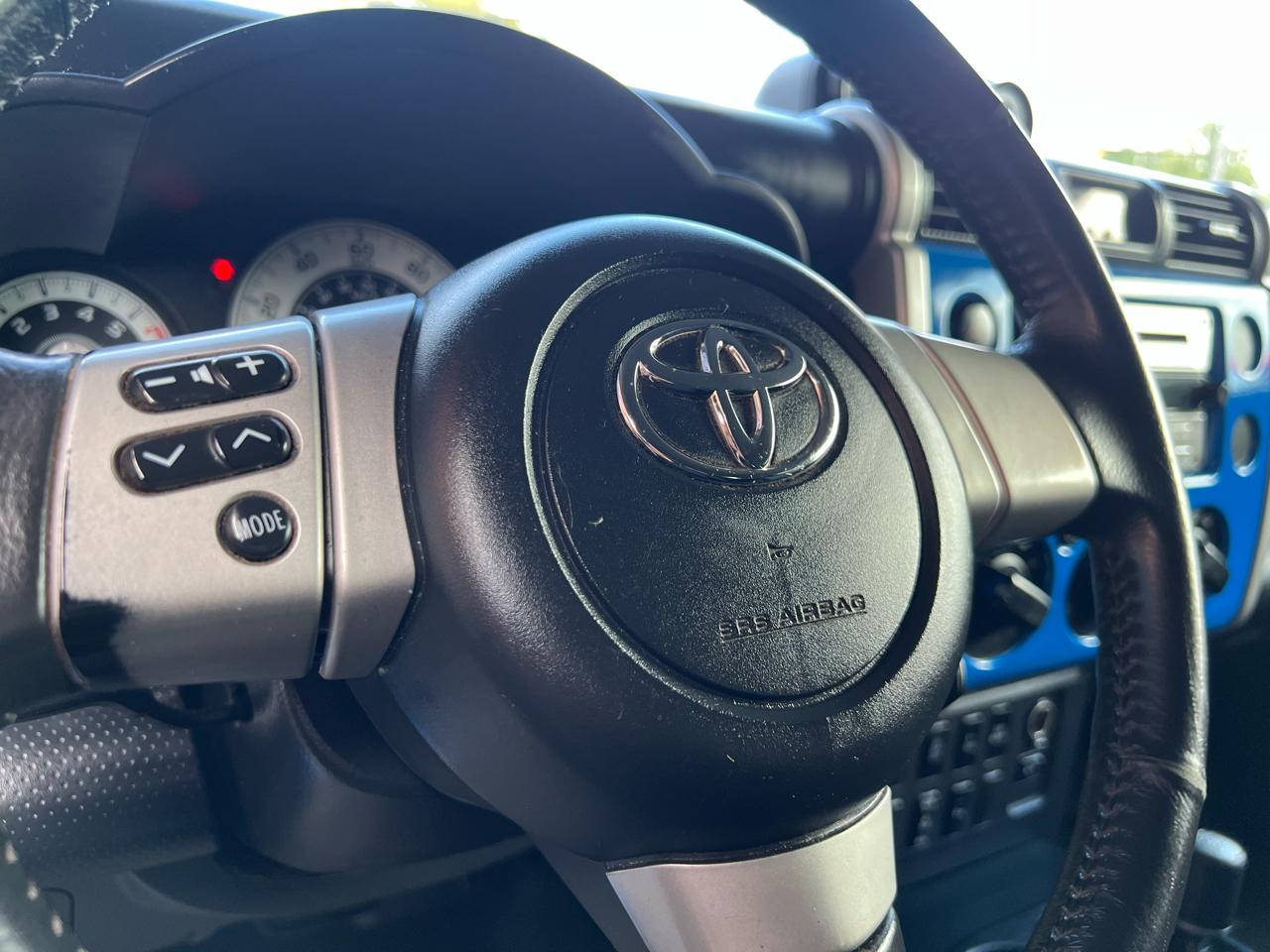 Toyota FJ Cruiser 4WD AT 2007