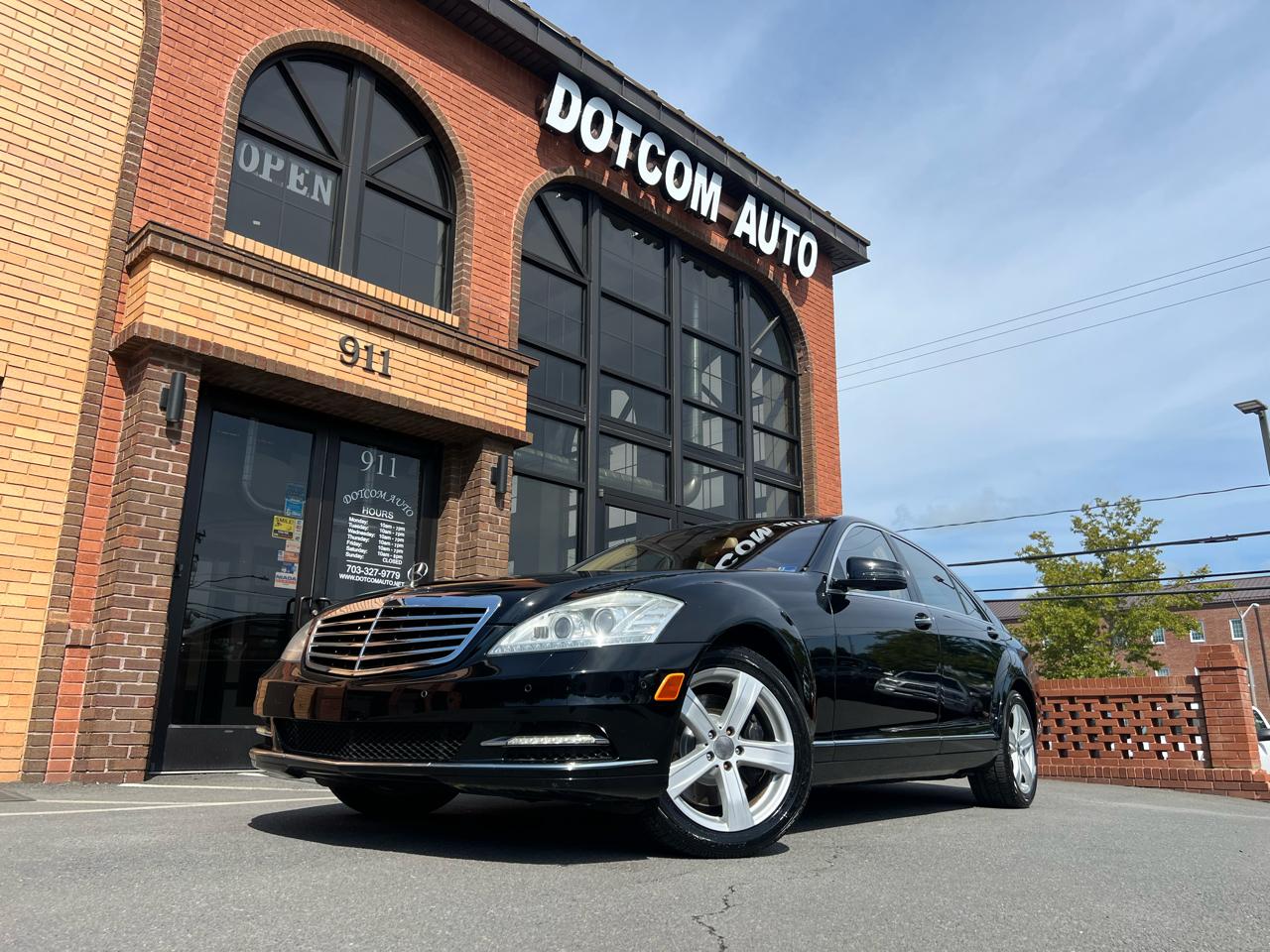 Mercedes-Benz S-Class S550 4-MATIC 2011