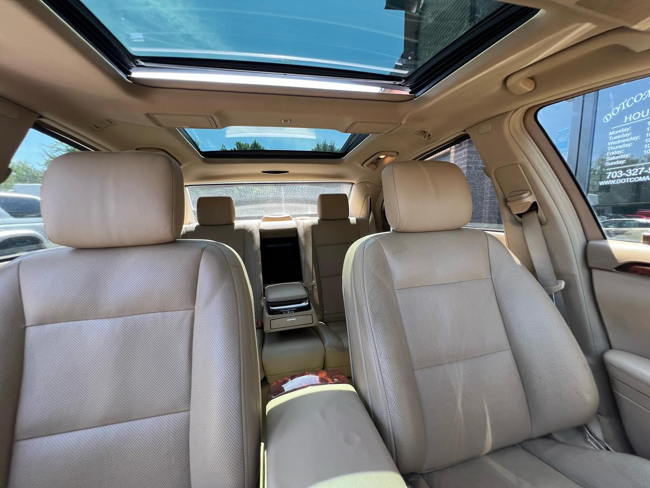 Mercedes-Benz S-Class S550 4-MATIC 2011