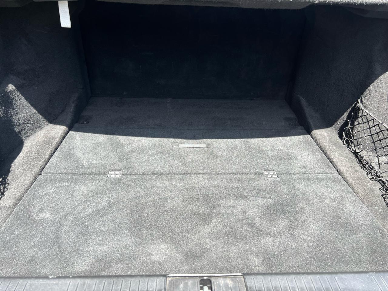 Mercedes-Benz S-Class S550 4-MATIC 2011