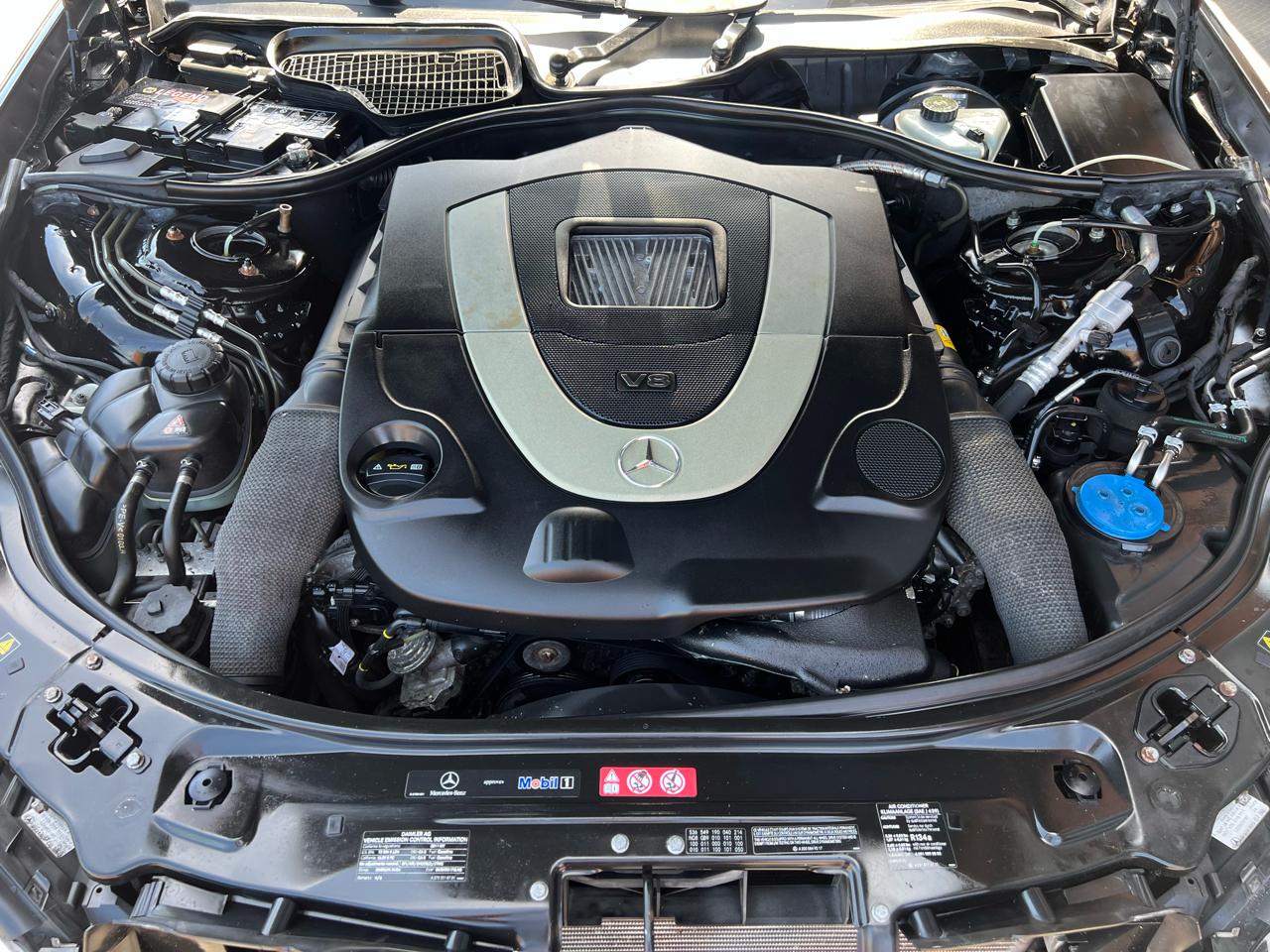 Mercedes-Benz S-Class S550 4-MATIC 2011