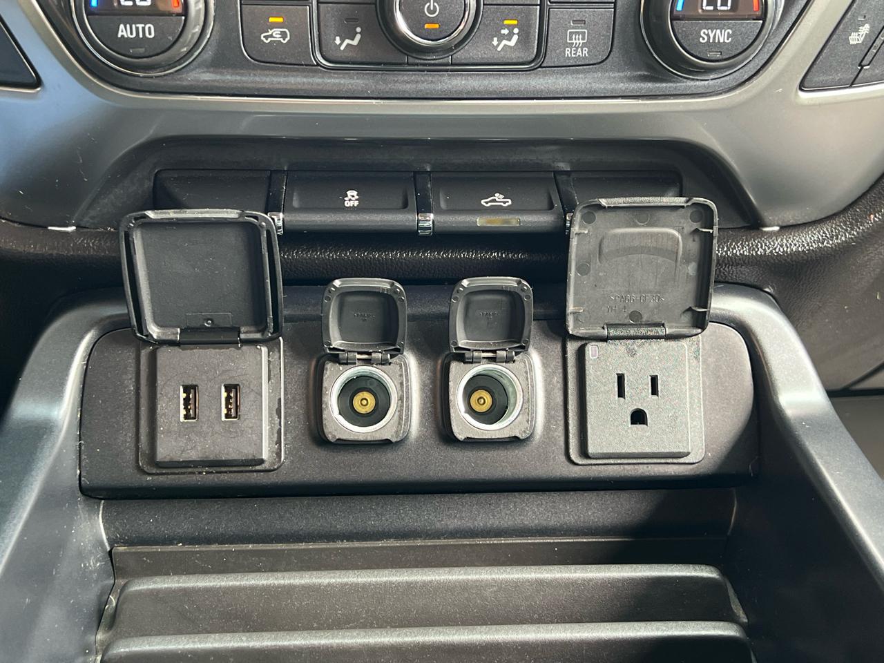 Chevrolet Silverado 1500 LT Double Cab 4WD 2016