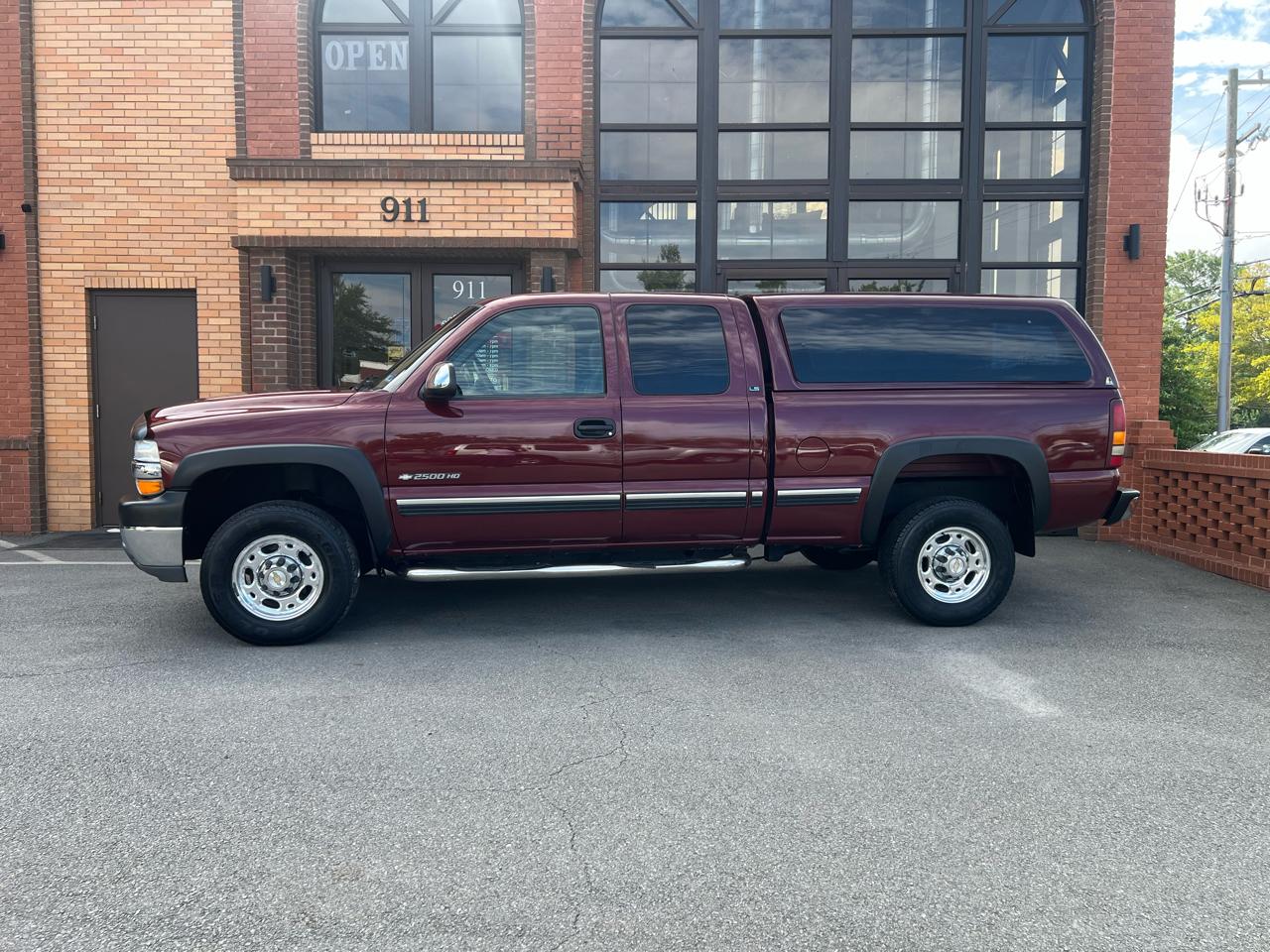 Chevrolet Silverado 2500HD LT Ext. Cab Short Bed 2WD 2002