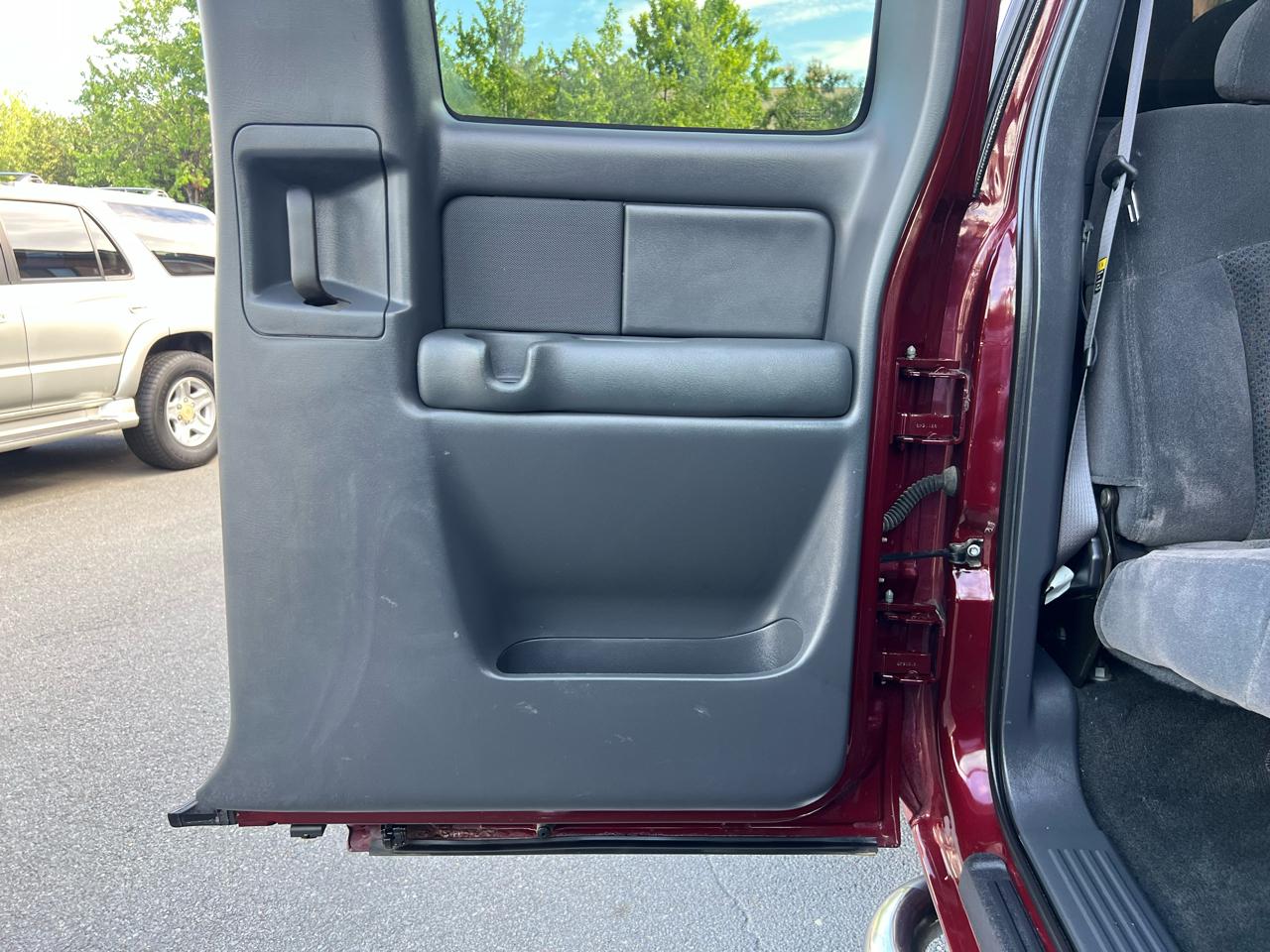 Chevrolet Silverado 2500HD LT Ext. Cab Short Bed 2WD 2002
