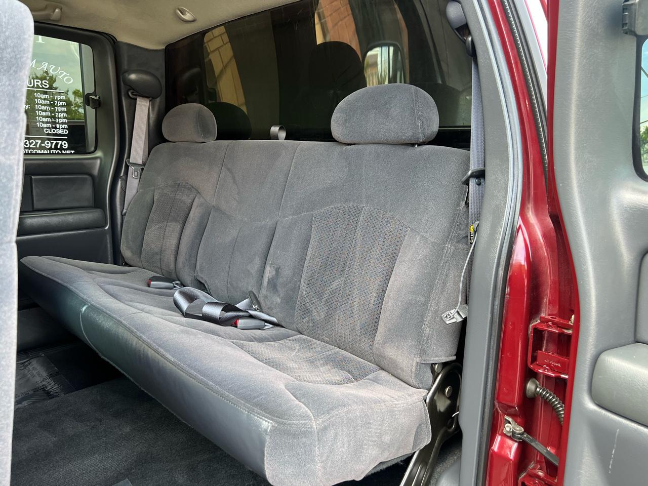 Chevrolet Silverado 2500HD LT Ext. Cab Short Bed 2WD 2002