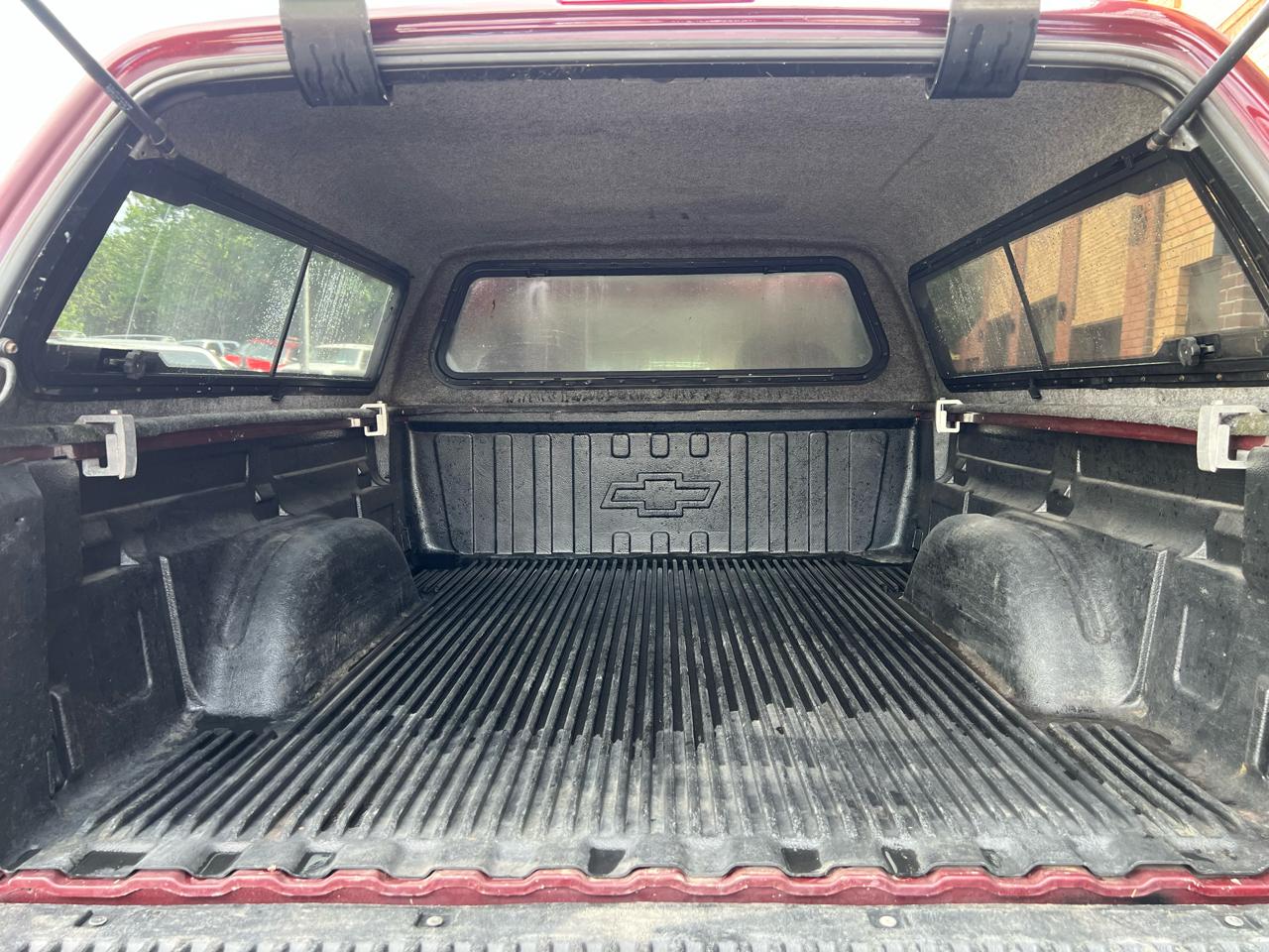 Chevrolet Silverado 2500HD LT Ext. Cab Short Bed 2WD 2002