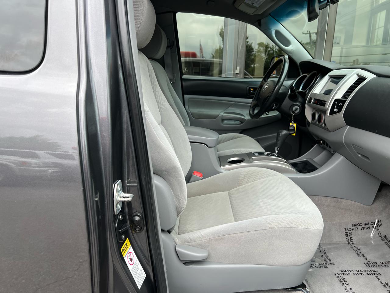 Toyota Tacoma Access Cab 2WD 2010