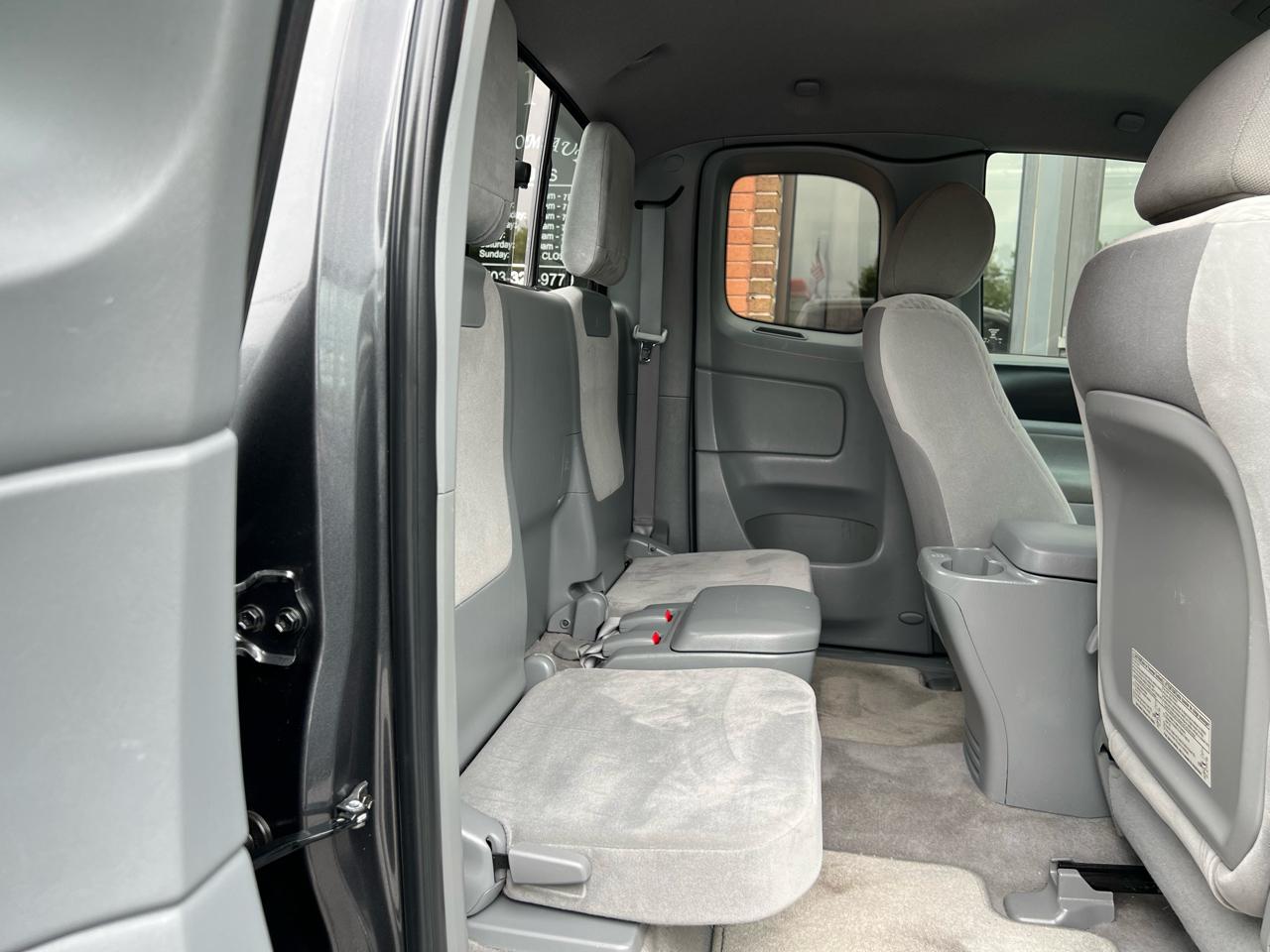 Toyota Tacoma Access Cab 2WD 2010
