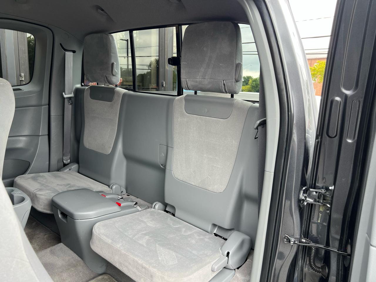 Toyota Tacoma Access Cab 2WD 2010