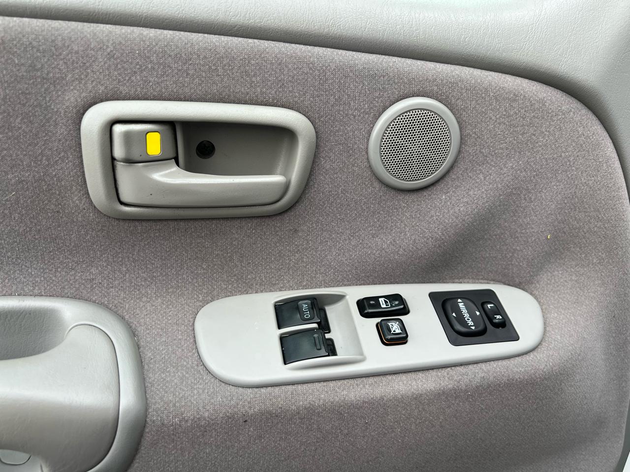 Toyota Tundra SR5 Access Cab 4WD 2004