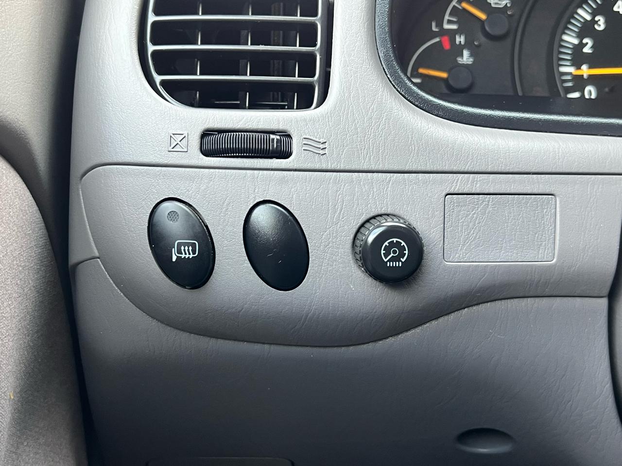 Toyota Tundra SR5 Access Cab 4WD 2004