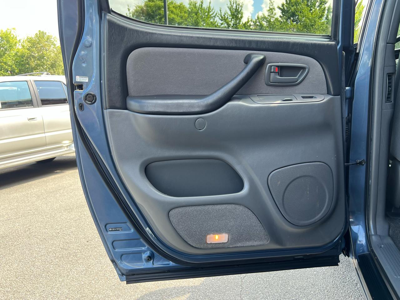 Toyota Tundra SR5 Double Cab 4WD 2006