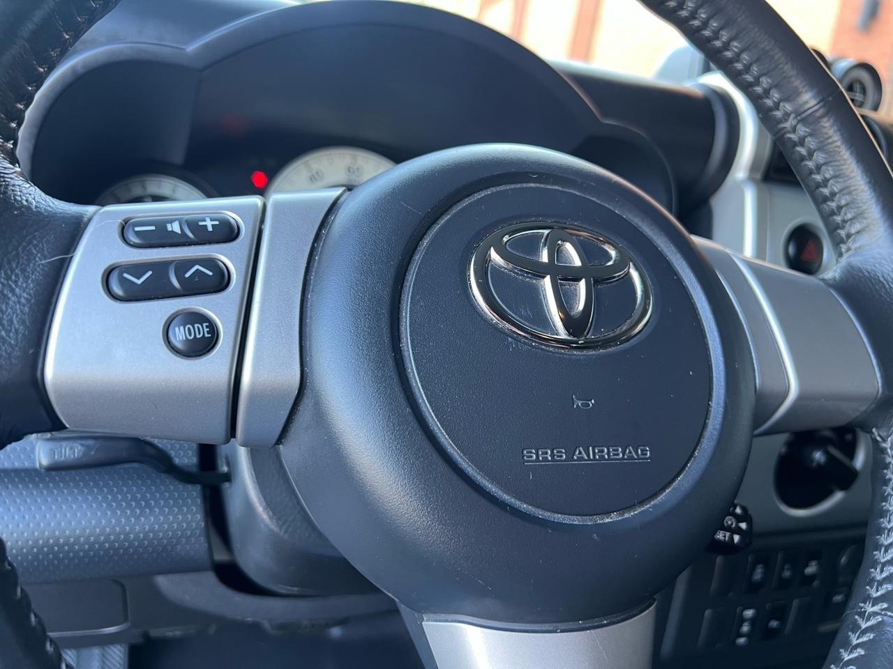 Toyota FJ Cruiser 4WD AT 2007