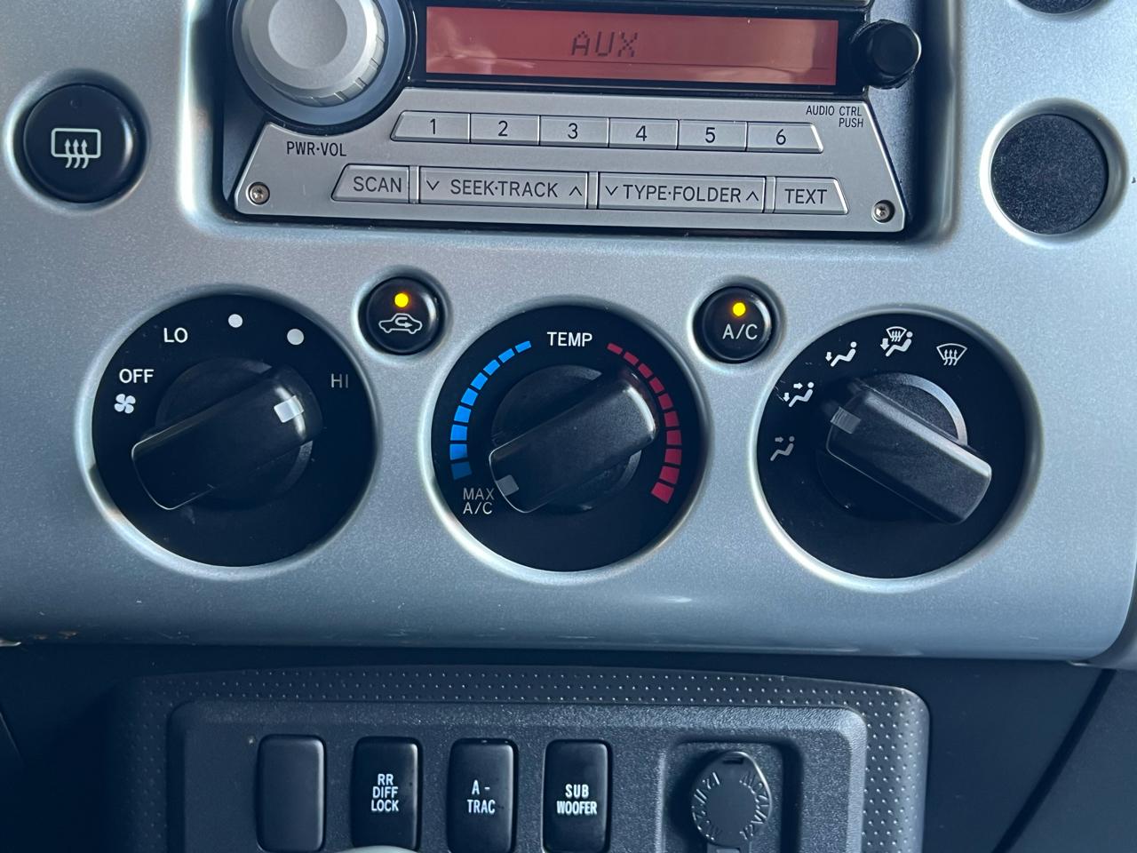 Toyota FJ Cruiser 4WD AT 2007