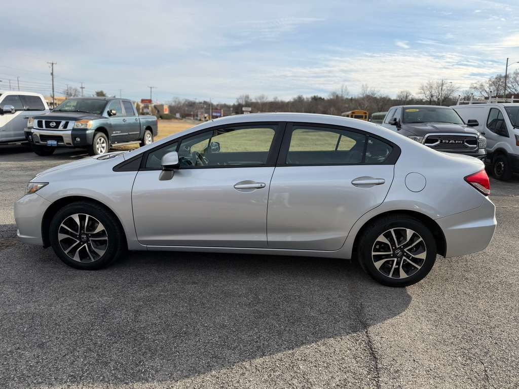 Honda Civic EX Sedan 5-Speed AT 2013