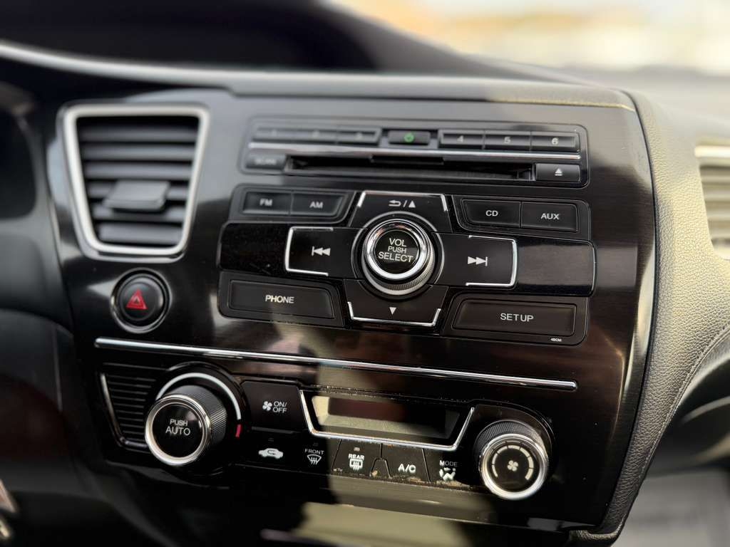 Honda Civic EX Sedan 5-Speed AT 2013