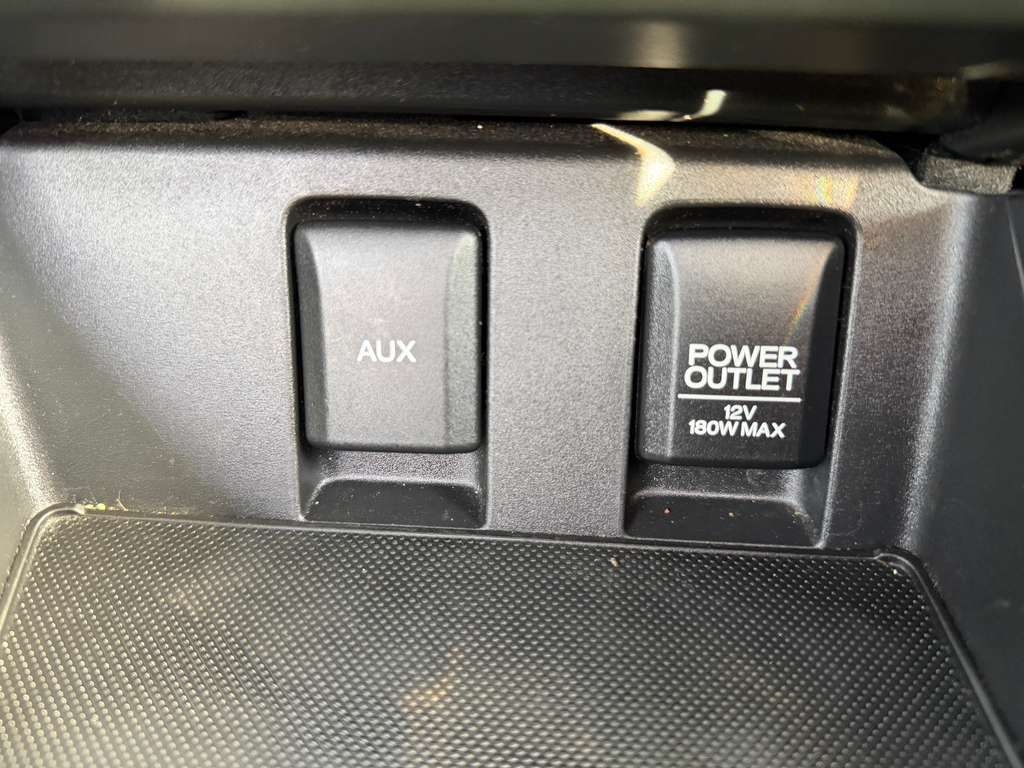 Honda Civic EX Sedan 5-Speed AT 2013