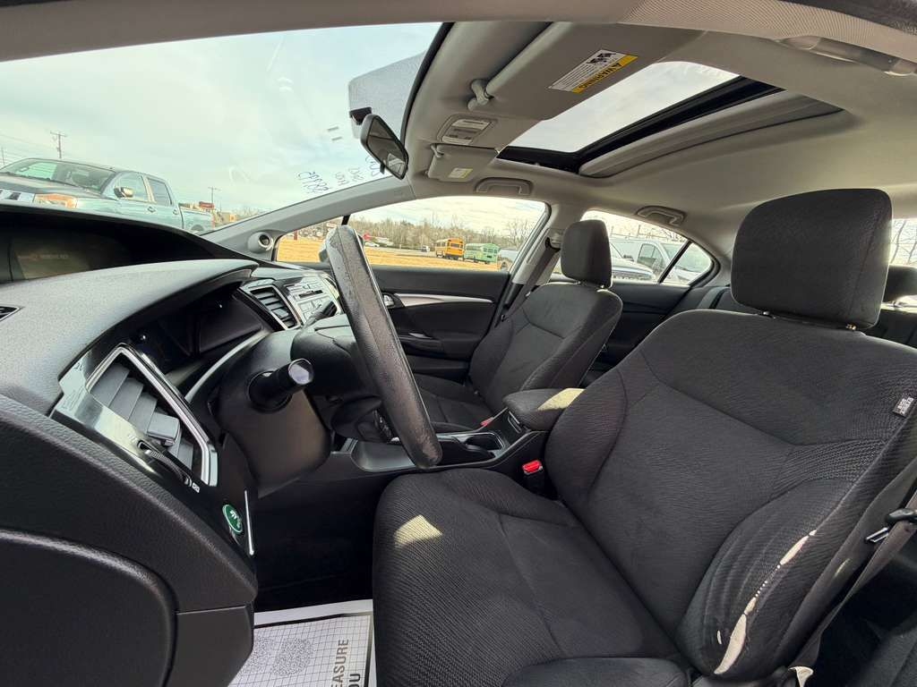 Honda Civic EX Sedan 5-Speed AT 2013