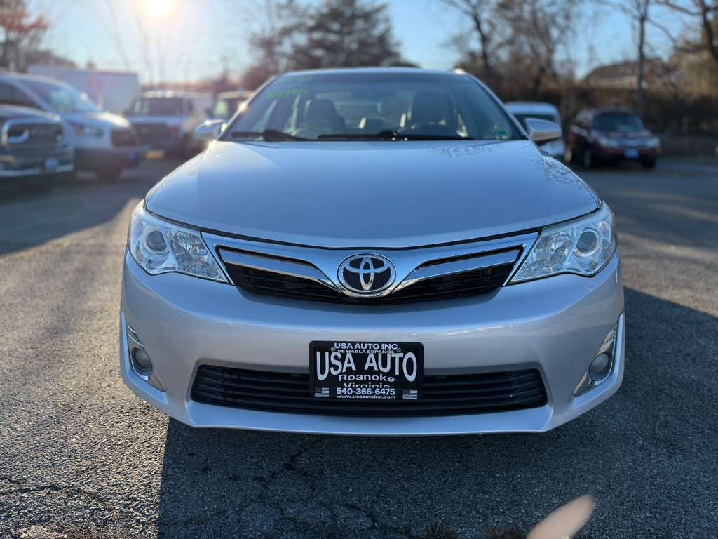 Toyota Camry SE 2012