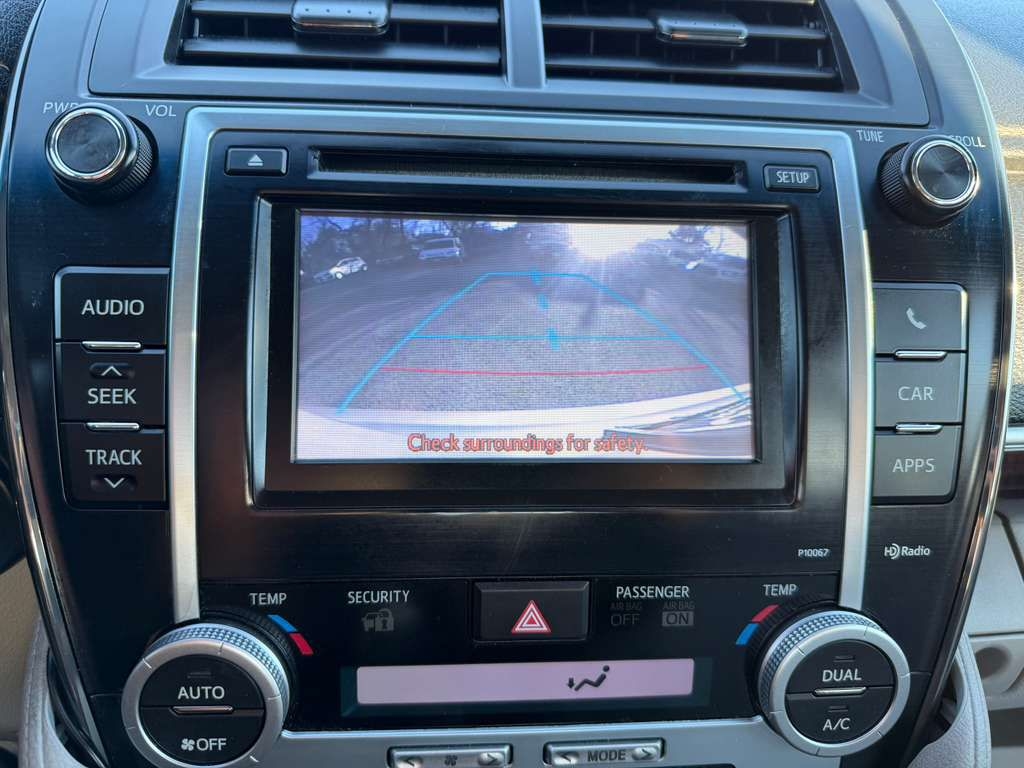 Toyota Camry SE 2012