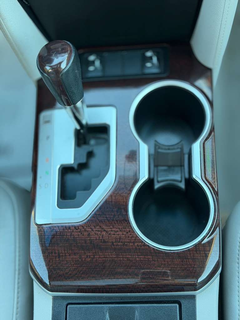 Toyota Camry SE 2012