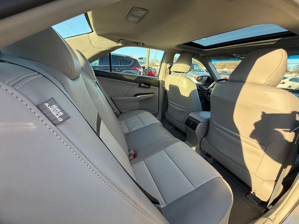 Toyota Camry SE 2012