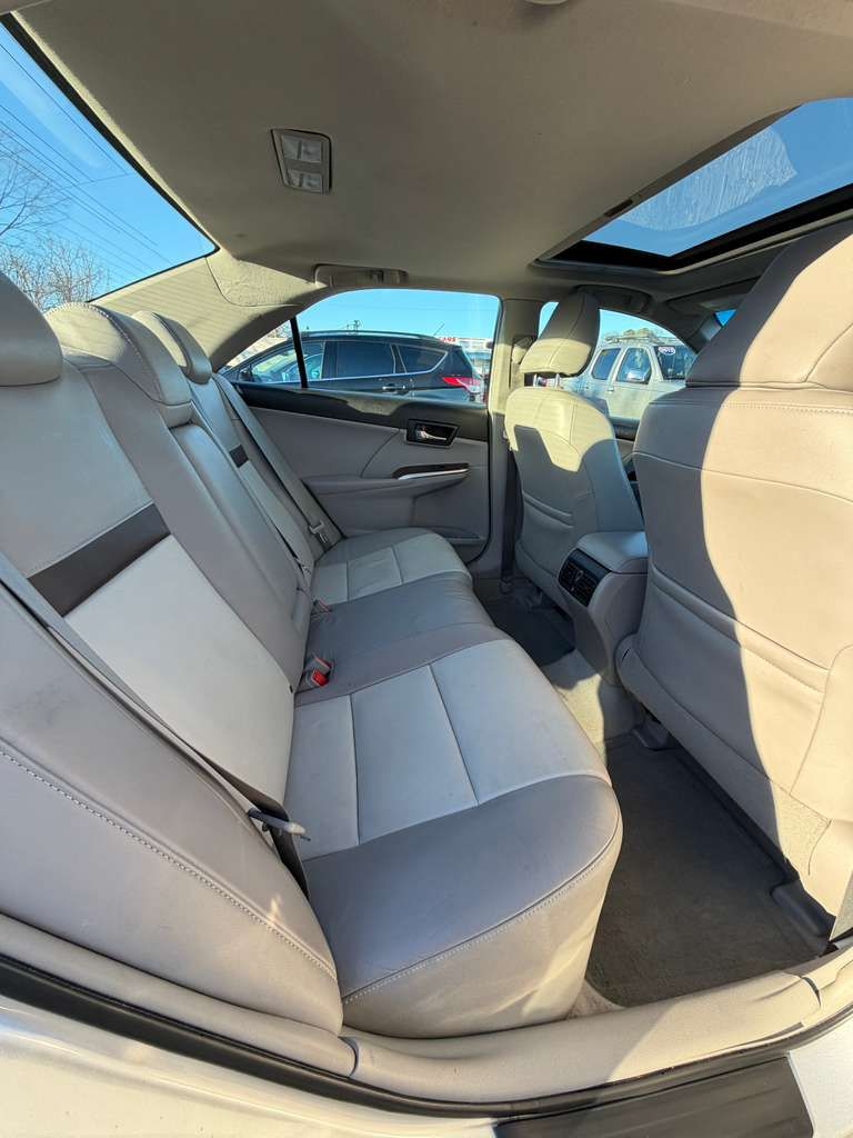 Toyota Camry SE 2012