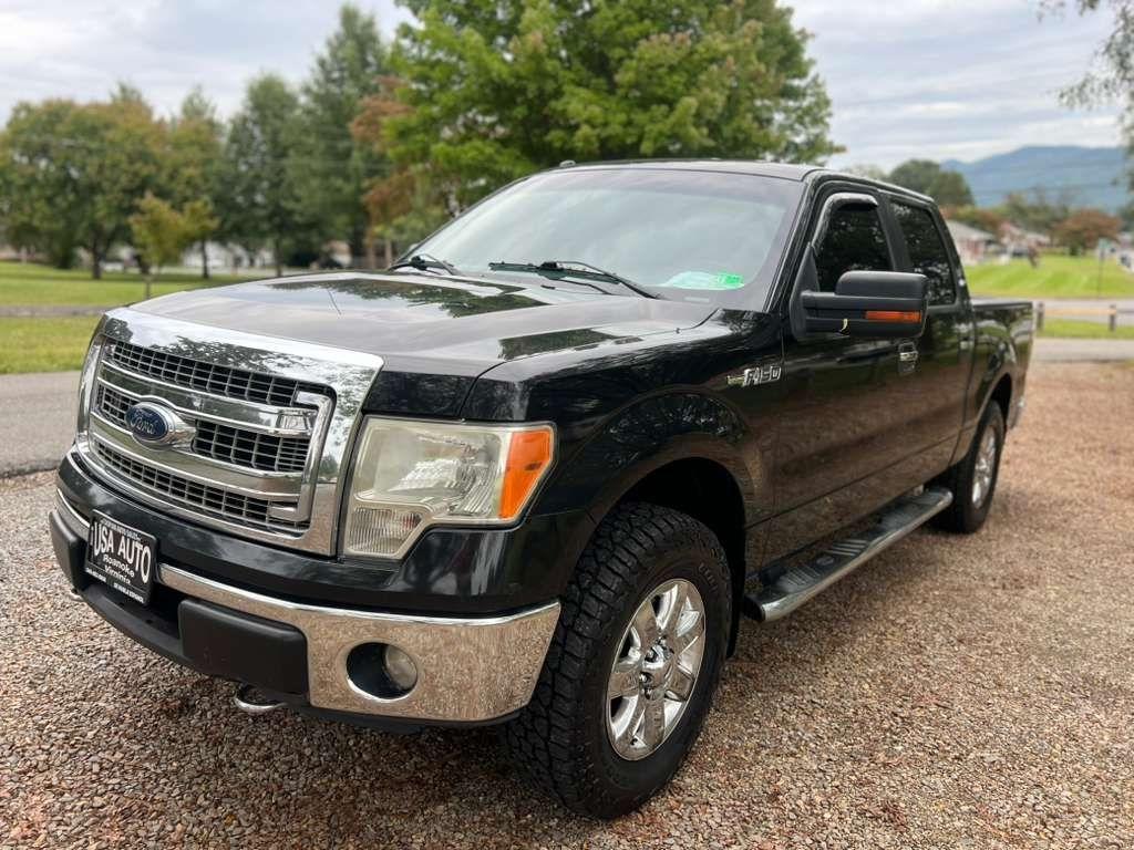 Ford F-150 XL SuperCrew 5.5-ft. Bed 4WD 2013