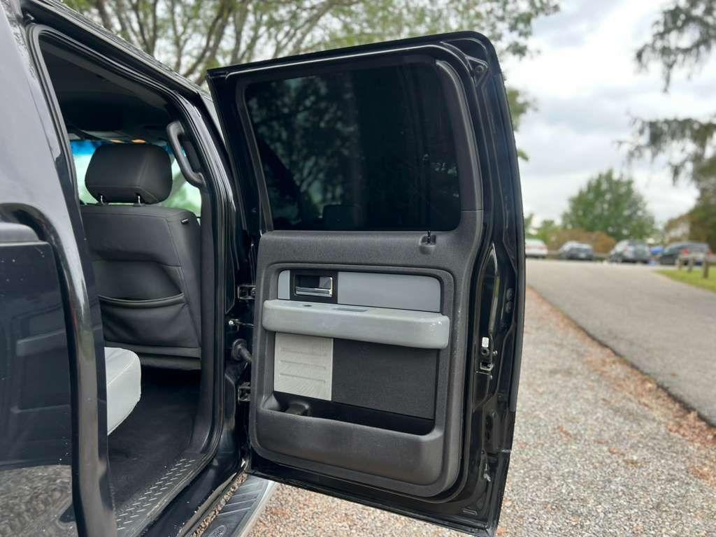 Ford F-150 XL SuperCrew 5.5-ft. Bed 4WD 2013