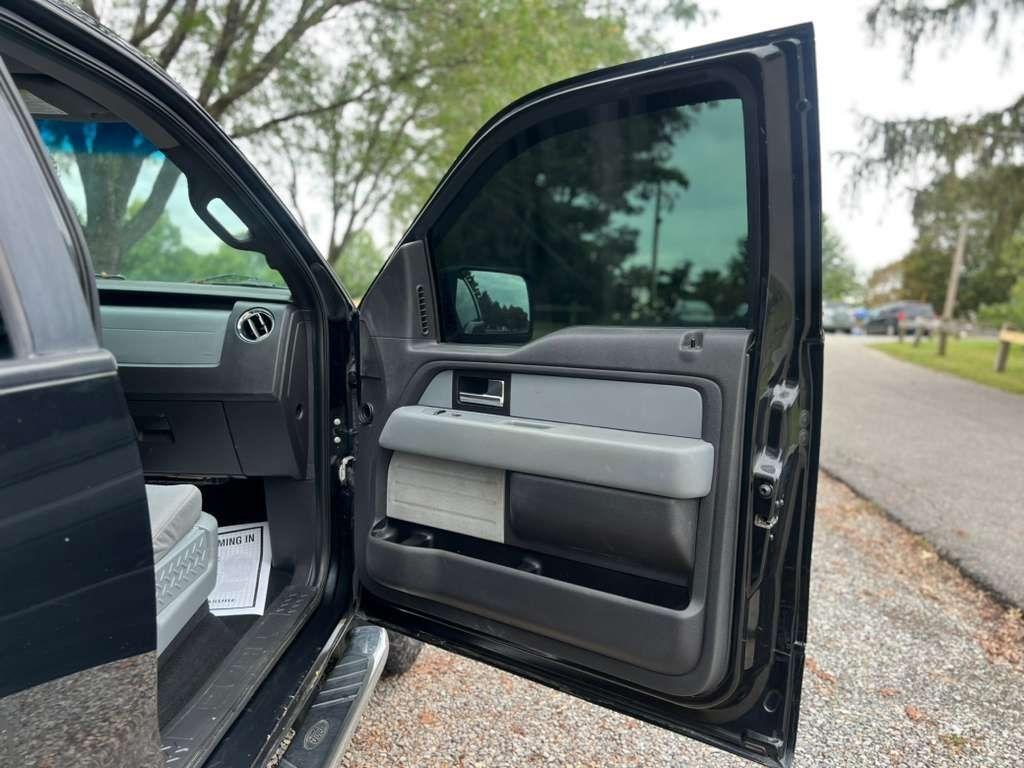 Ford F-150 XL SuperCrew 5.5-ft. Bed 4WD 2013