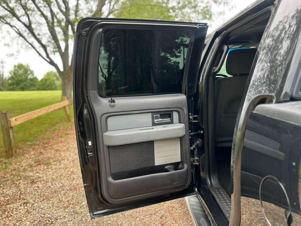 Ford F-150 XL SuperCrew 5.5-ft. Bed 4WD 2013