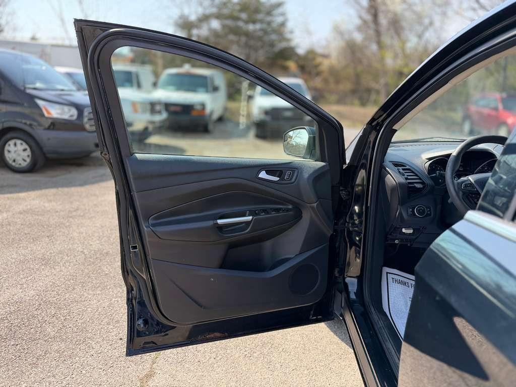 Ford Escape SE 4WD 2017