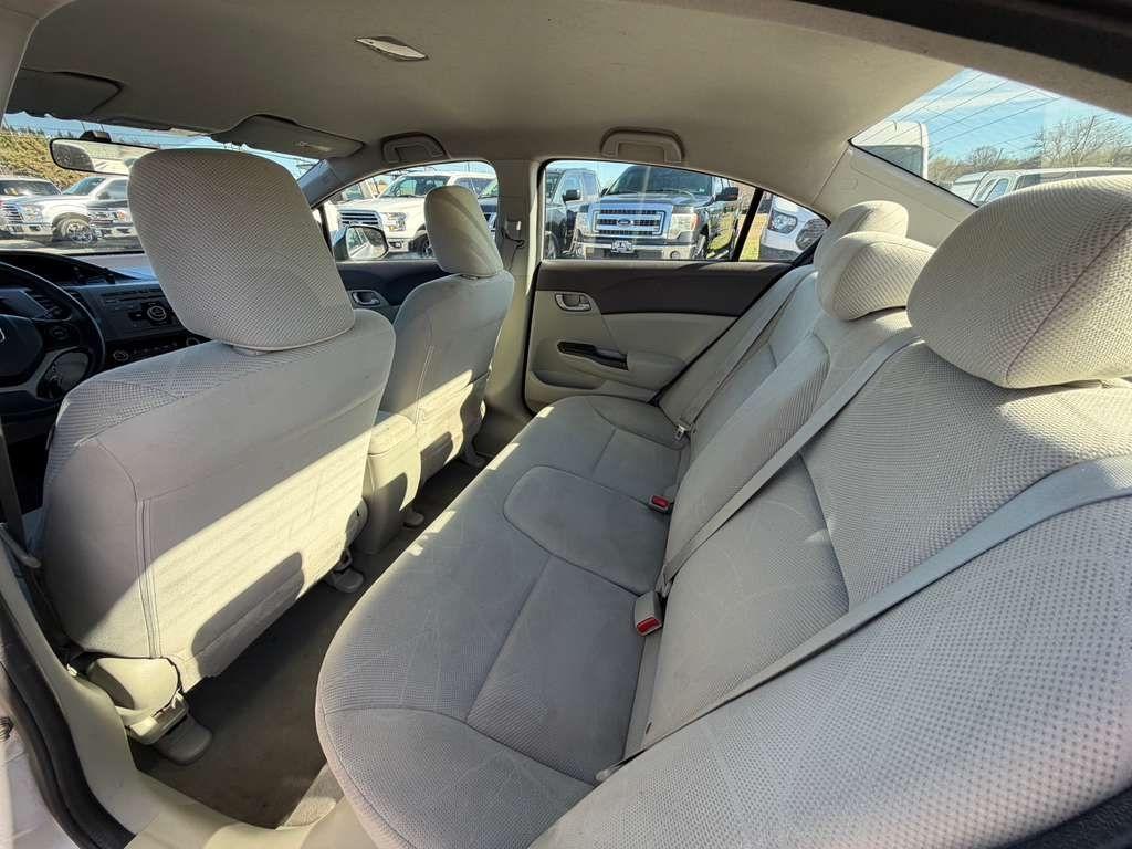 Honda Civic LX Sedan 5-Speed AT 2012
