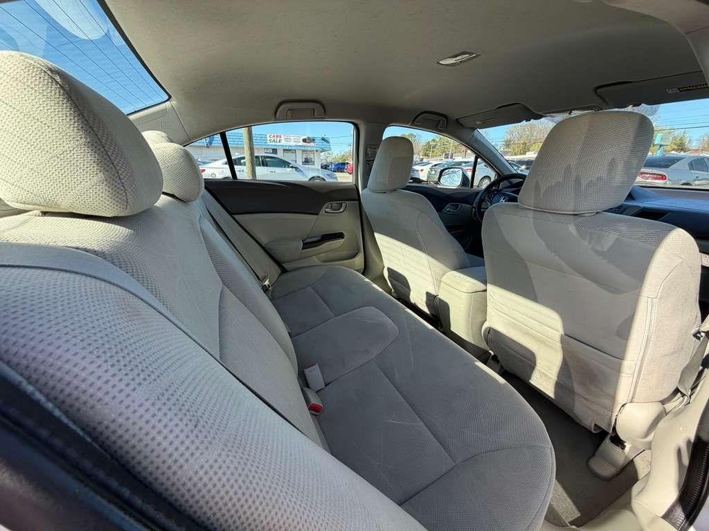 Honda Civic LX Sedan 5-Speed AT 2012