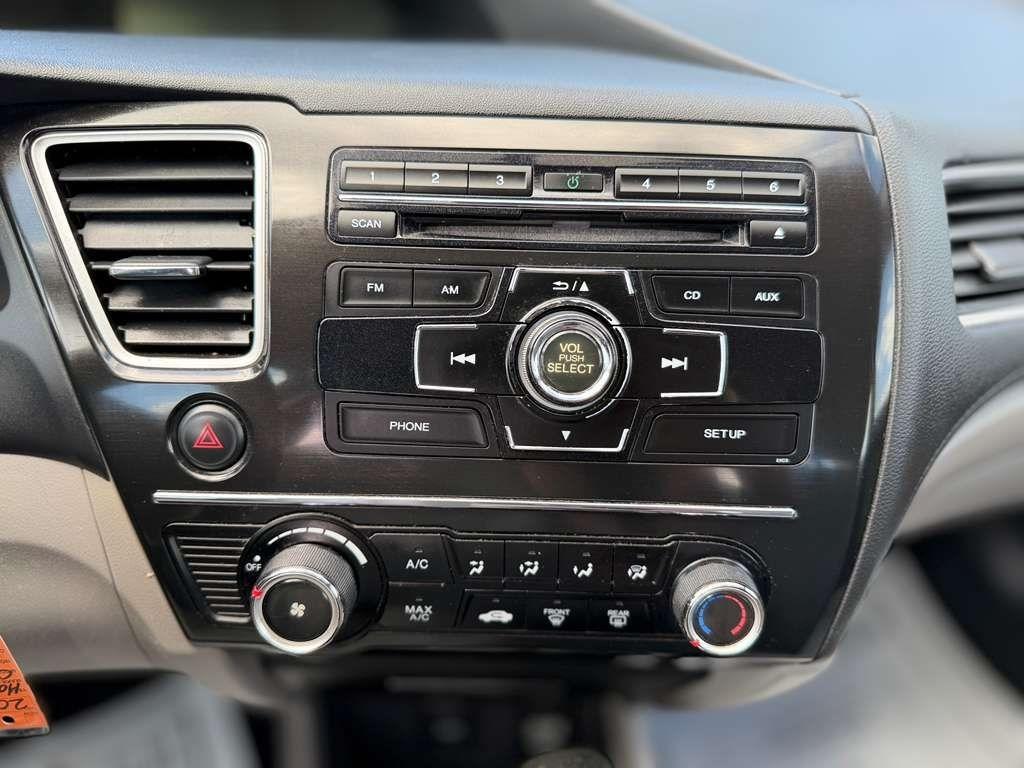 Honda Civic LX Sedan 5-Speed AT 2013