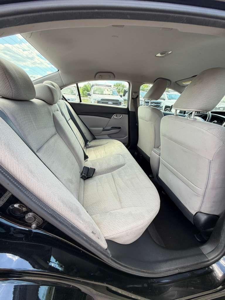 Honda Civic LX Sedan 5-Speed AT 2013