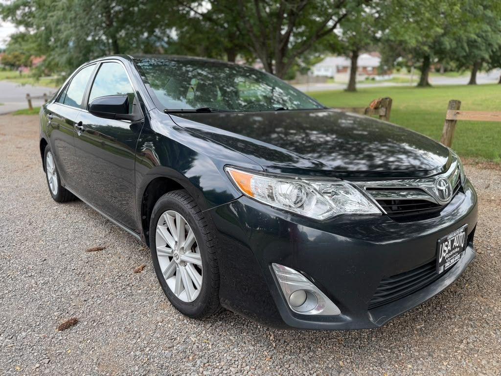 Toyota Camry SE 2012