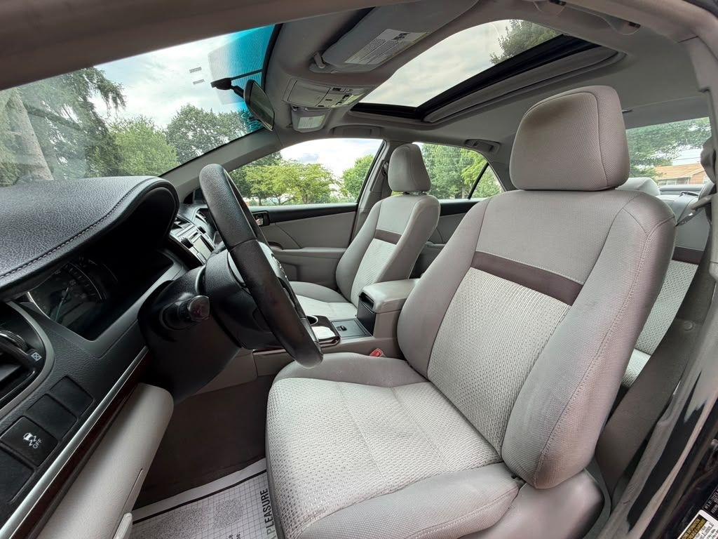Toyota Camry SE 2012