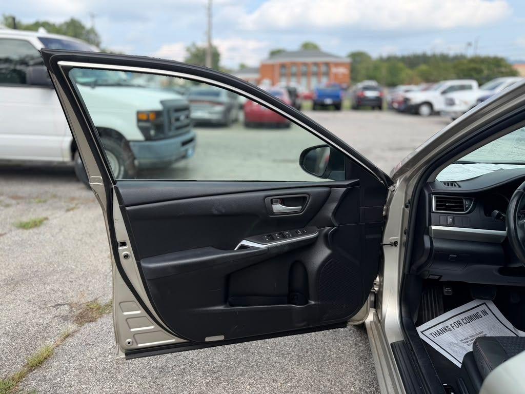 Toyota Camry LE 2015