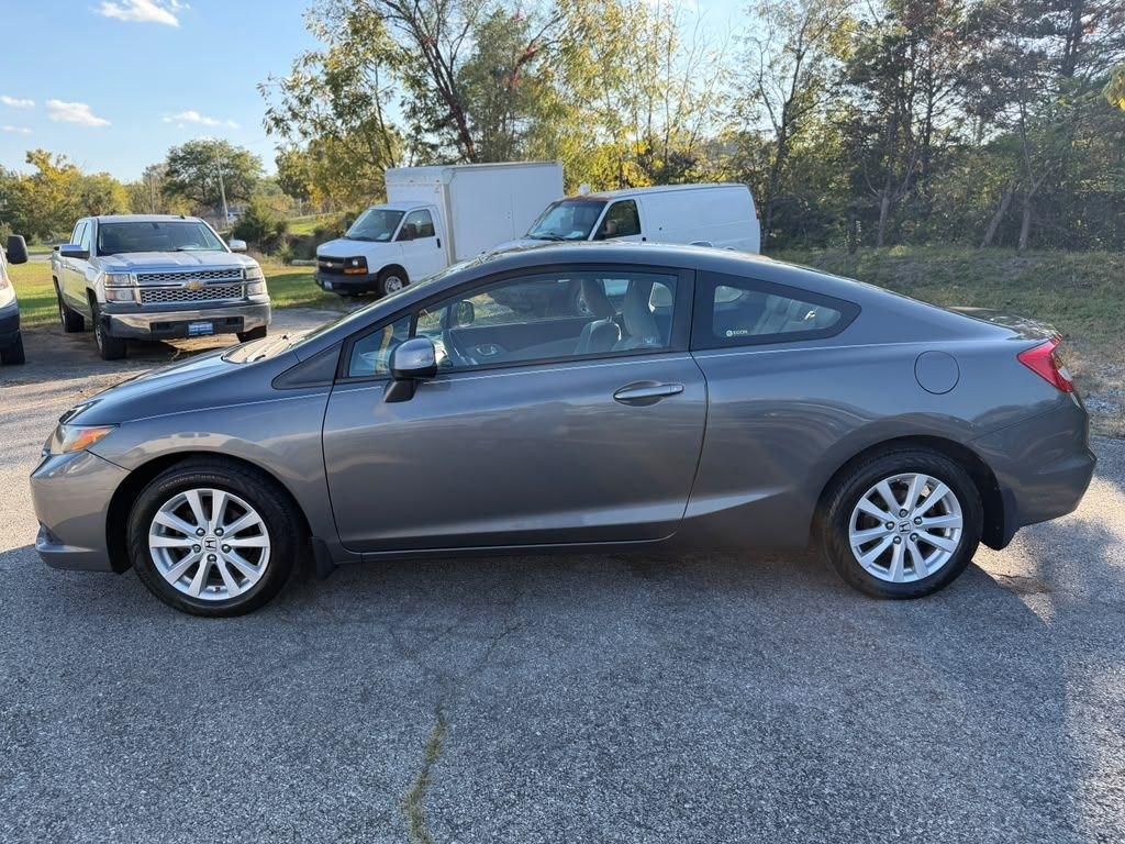 Honda Civic EX Coupe 5-Speed AT 2012