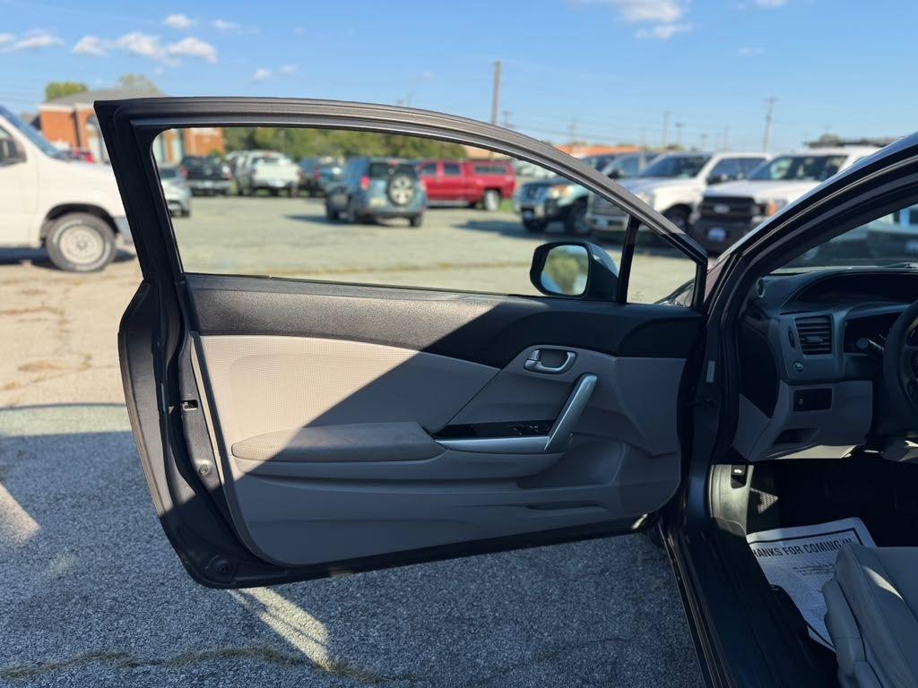 Honda Civic EX Coupe 5-Speed AT 2012